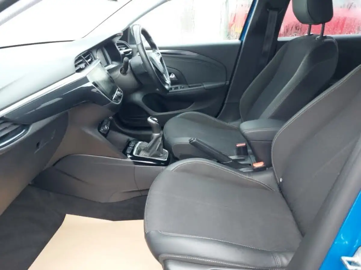 2022-vauxhall-corsa-12i-elite-edition-big-4