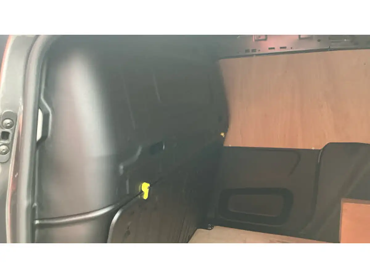 2023-citroen-berlingo-15-bluehdi-1000-driver-edition-100pseu6d-big-15