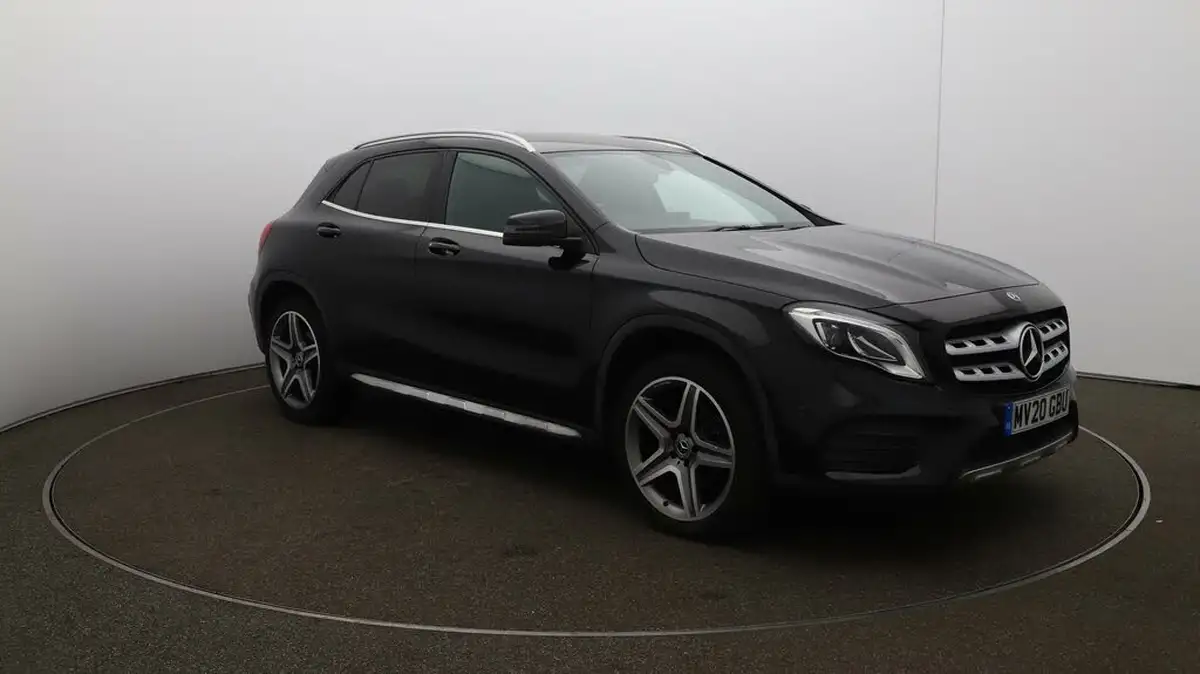 2020-mercedes-benz-gla-class-16-gla-180-amg-line-edition-7g-dct-big-1