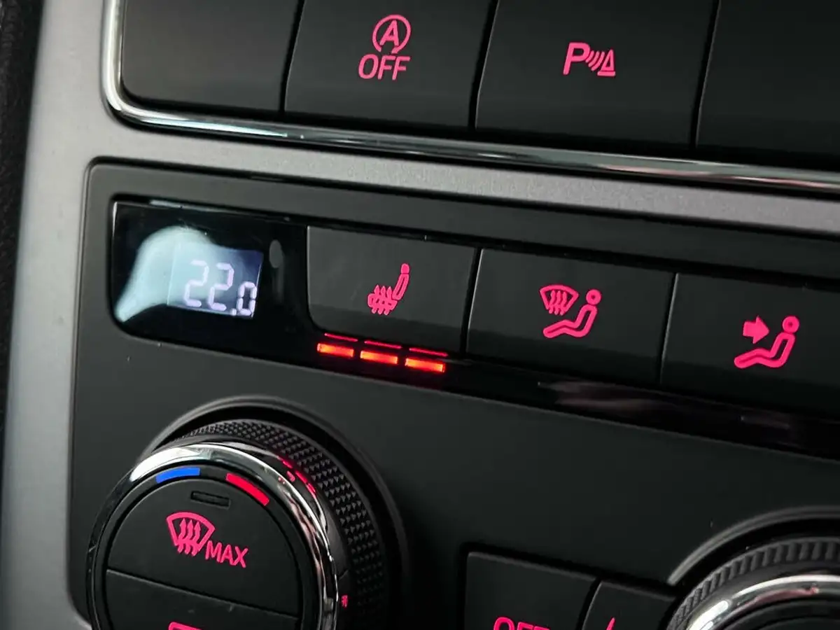 2019-seat-leon-20-tsi-xcellence-lux-estate-big-44