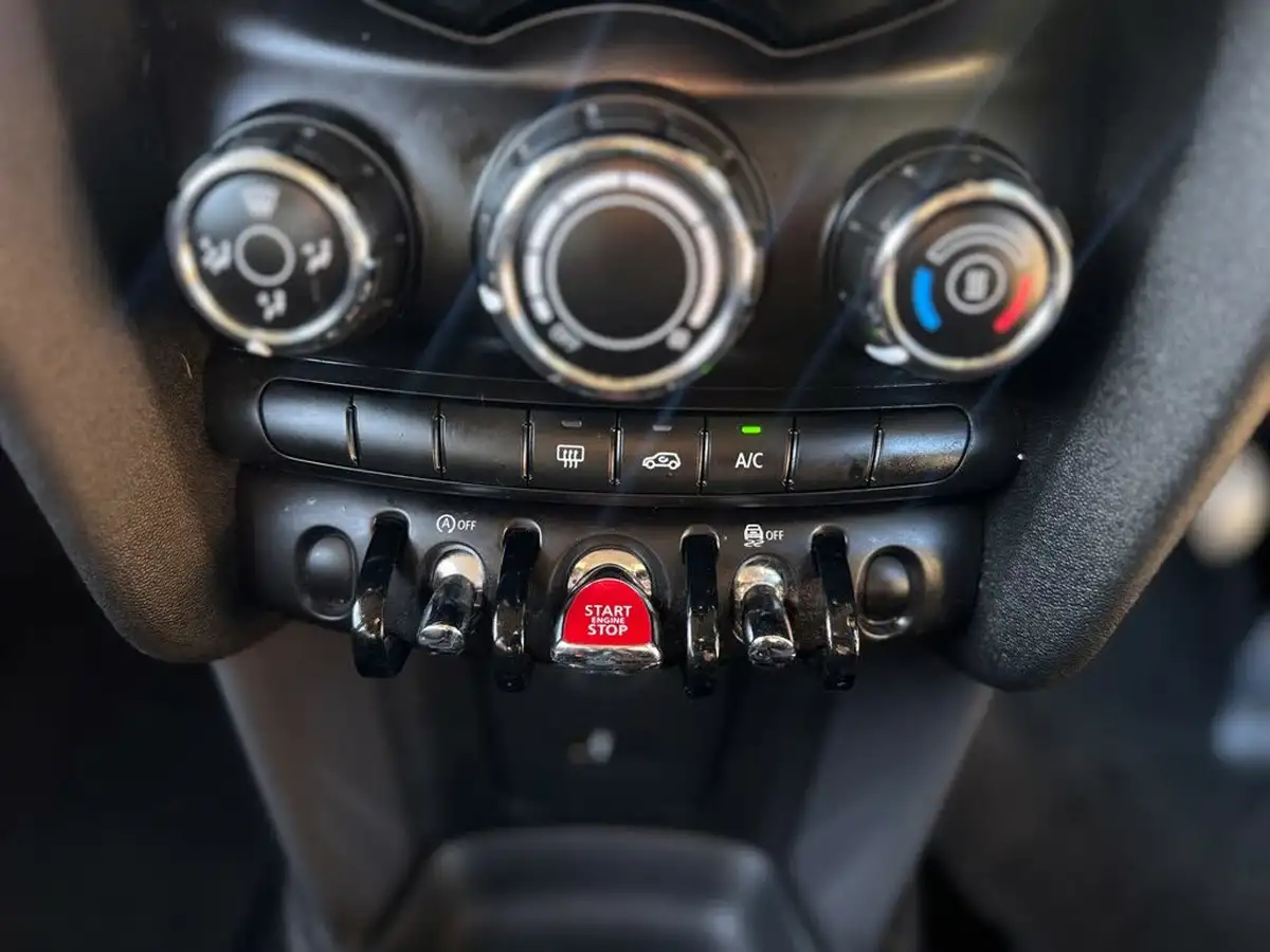 2018-mini-cooper-15-cooper-classic-ss-hatchback-5d-big-15