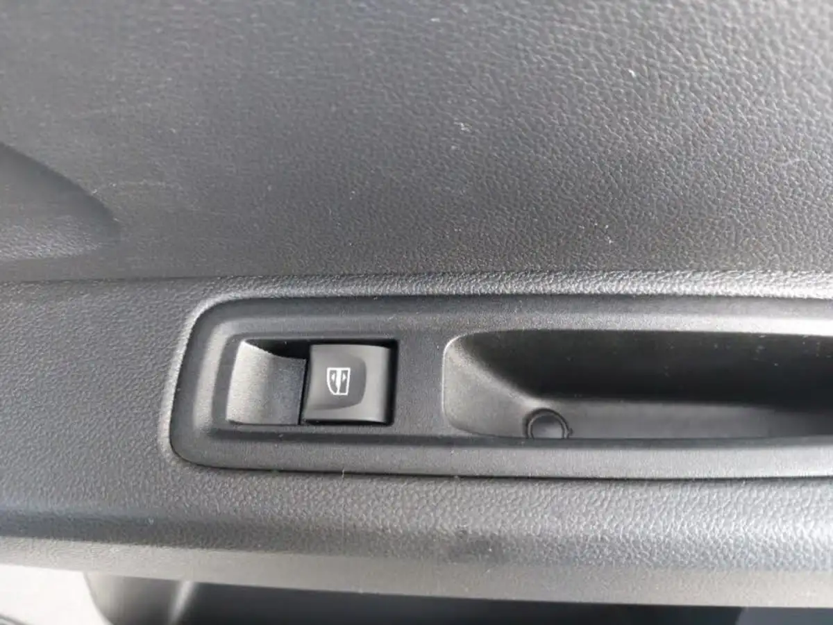 2023-dacia-jogger-10-tce-expression-big-10