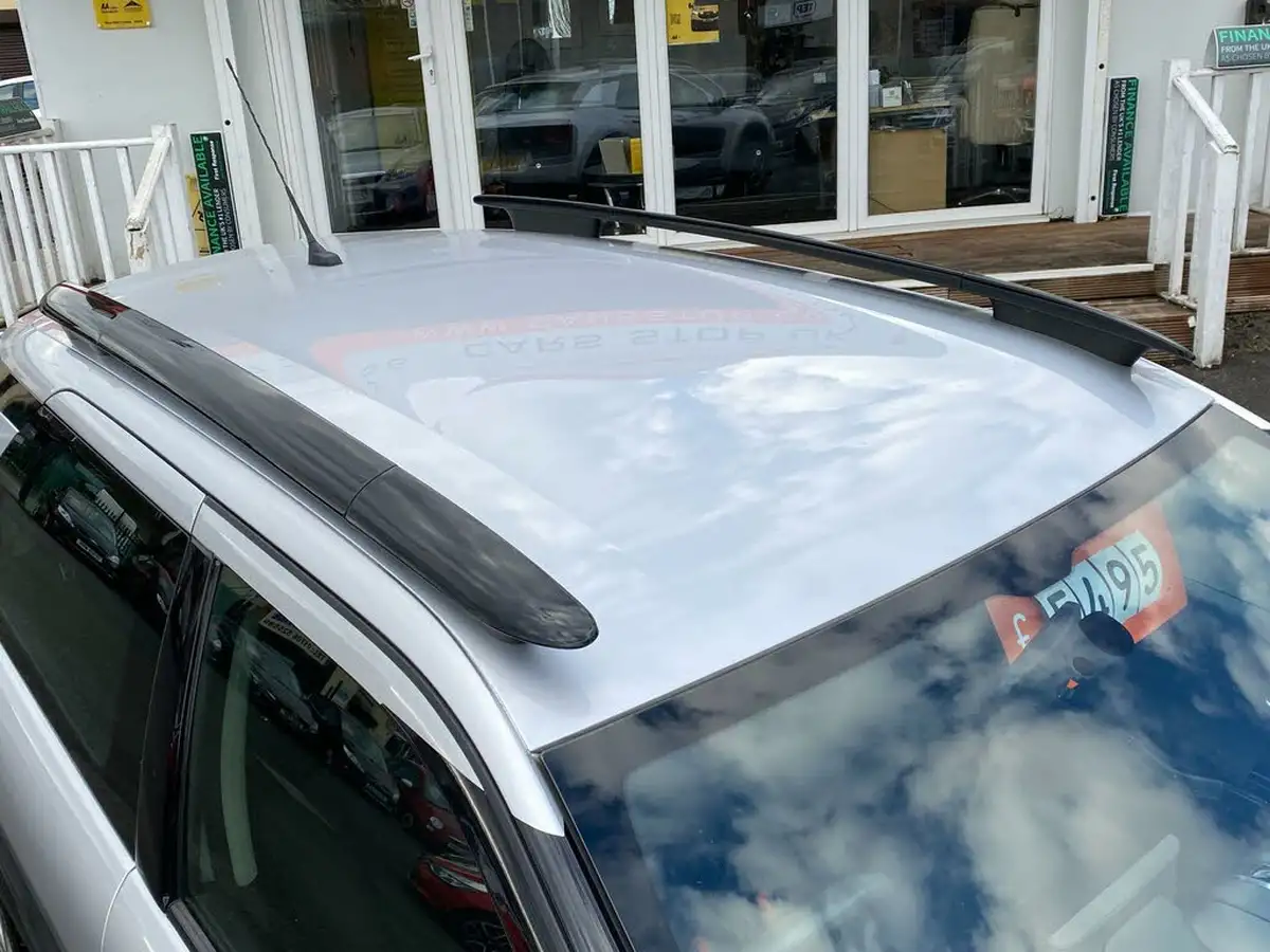 2015-citroen-c4-cactus-16bluehdi-feel-big-13