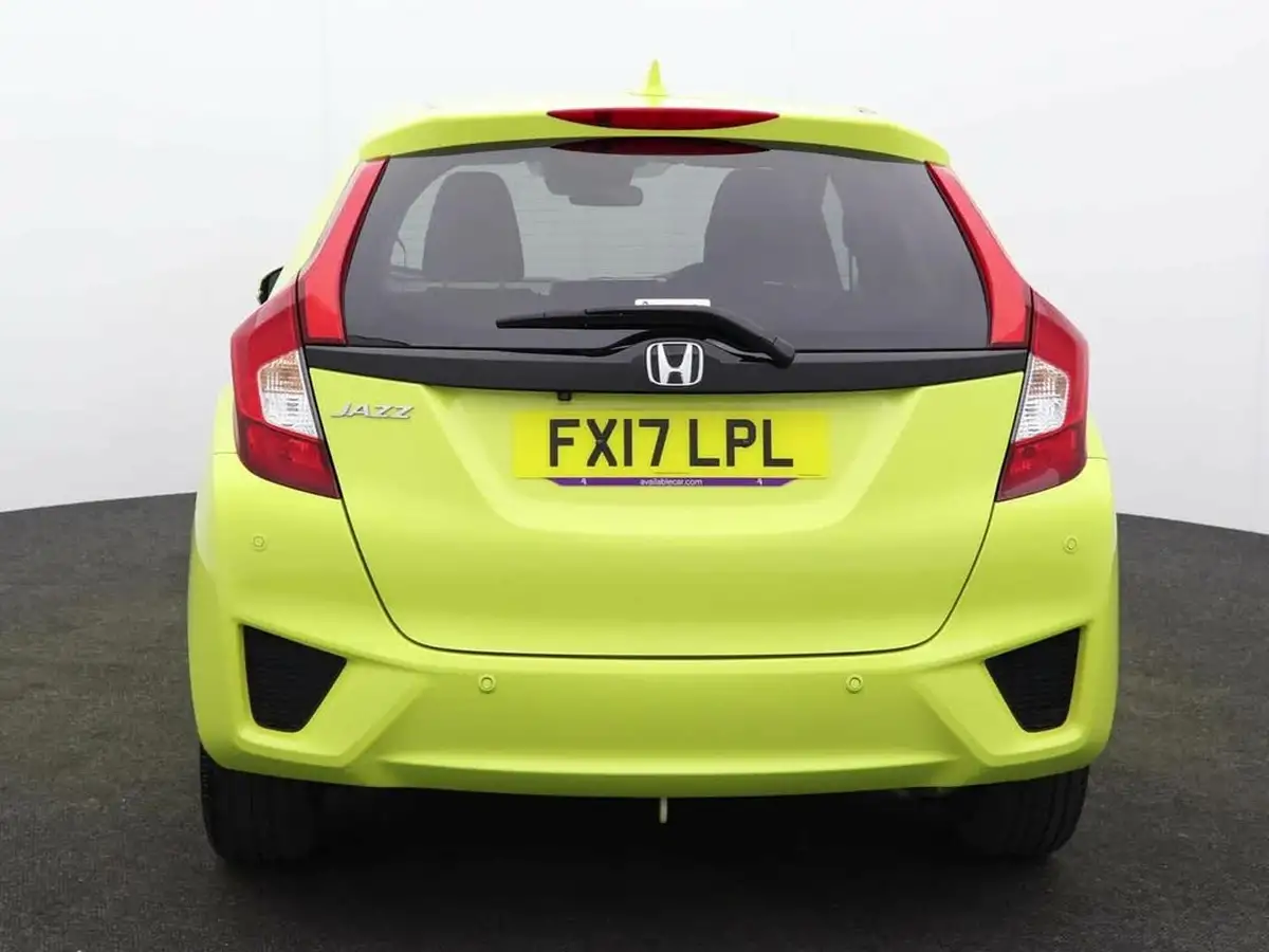 2017-honda-jazz-13-i-vtec-ex-navi-big-3