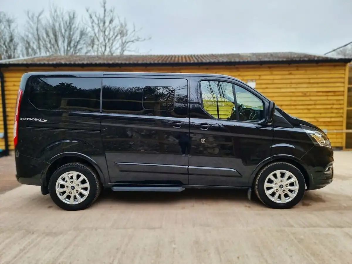 2022-ford-tourneo-custom-20tdci-320-l1-titanium-130pseu6dt-big-7