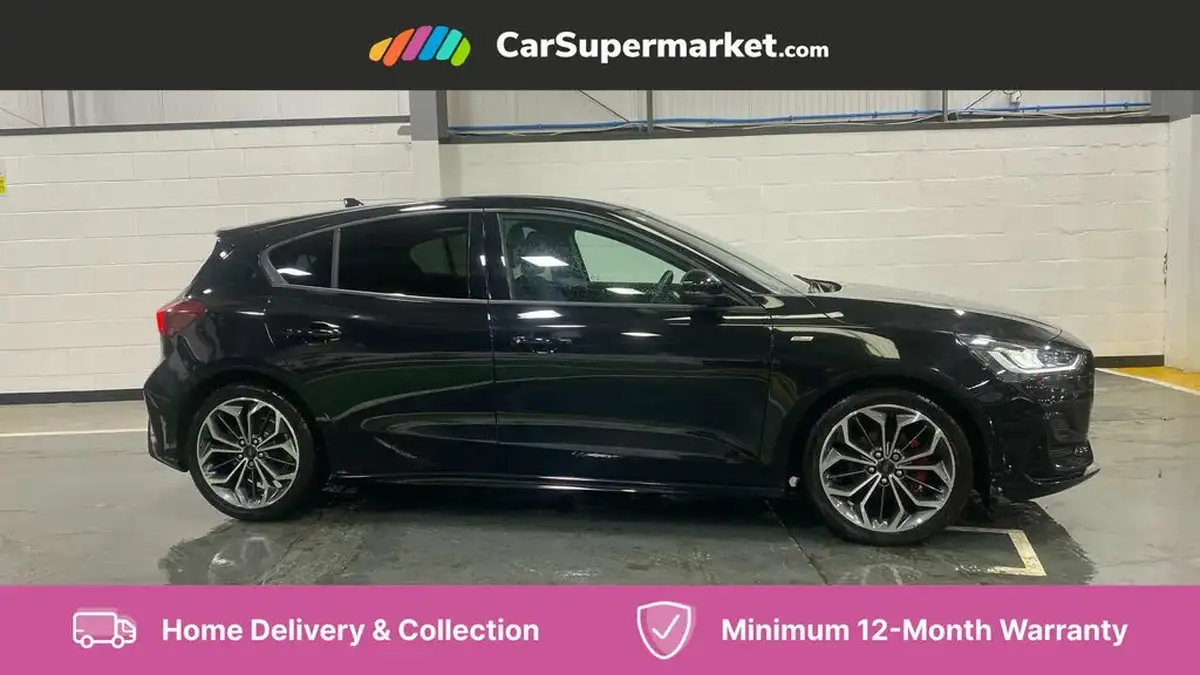 2023-ford-focus-10t-st-line-x-125ps-hatchback-big-2