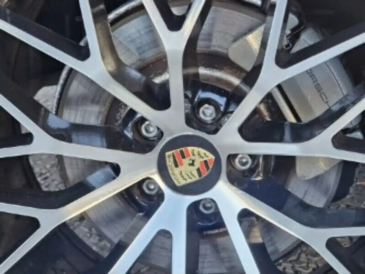 2020-porsche-macan-30-v6-s-big-33