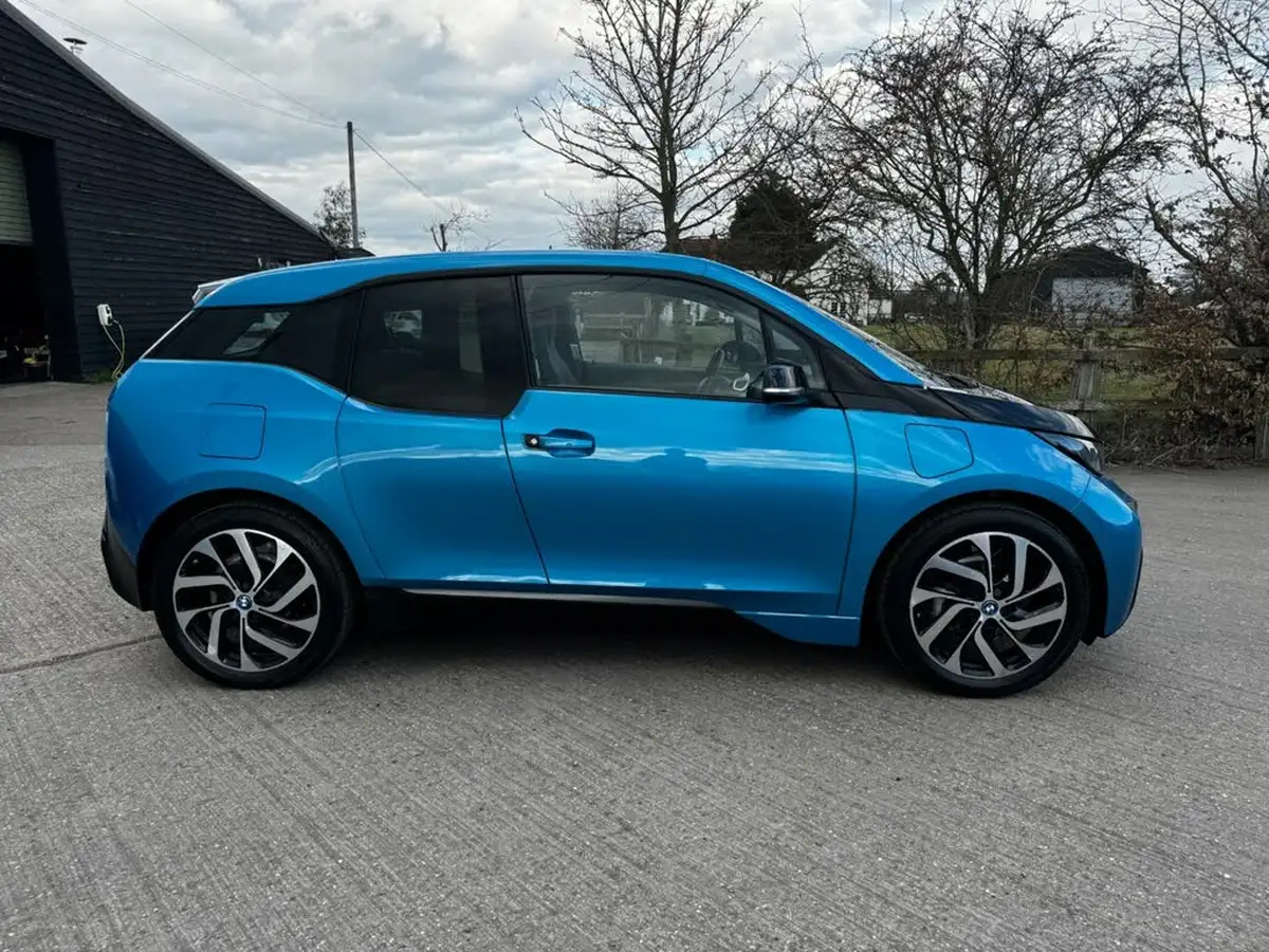 2017-bmw-i3-e-94-ah-extended-range-big-17