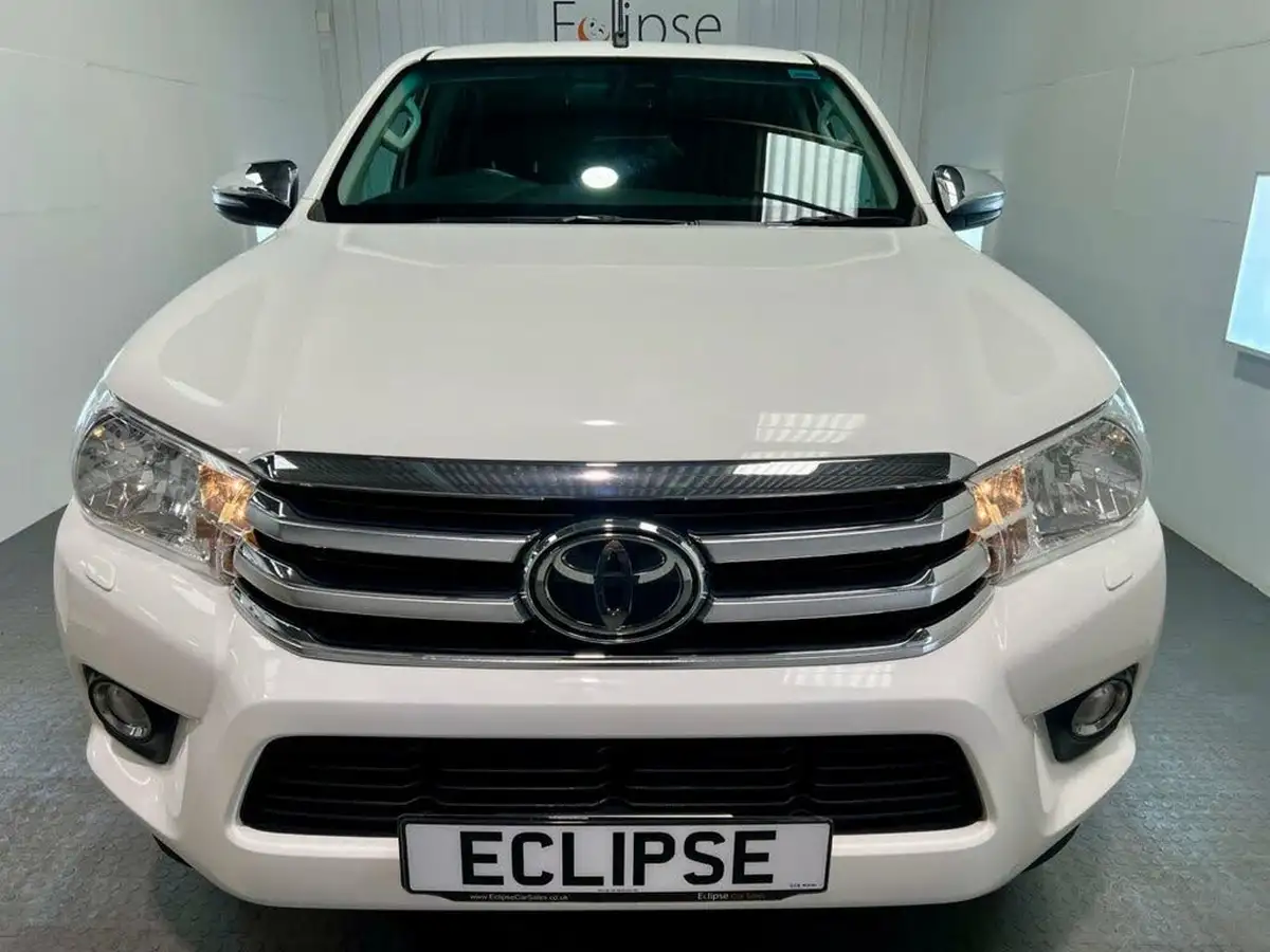 2020-toyota-hi-lux-24d-4d-icon-35t-auto-big-1