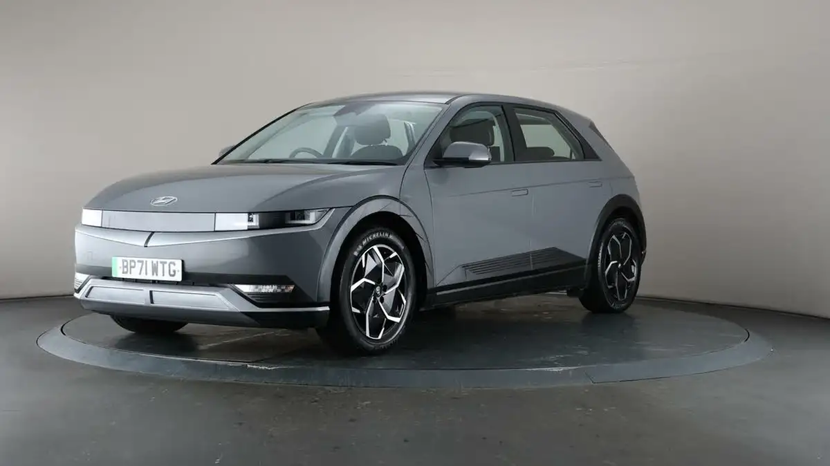 2022-hyundai-ioniq-5-e-se-connect-big-41