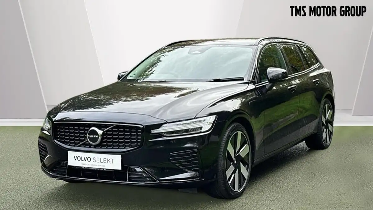 2024-volvo-v60-20-t6-plus-dark-station-wagon-big-5