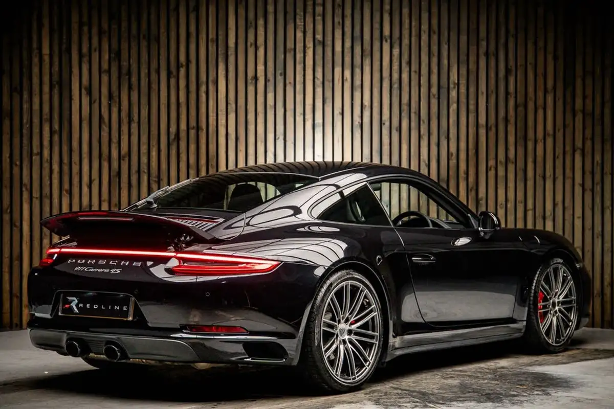 2017-porsche-911-30-carrera-4-s-420bhp-4-s-coupe-pdk-big-3