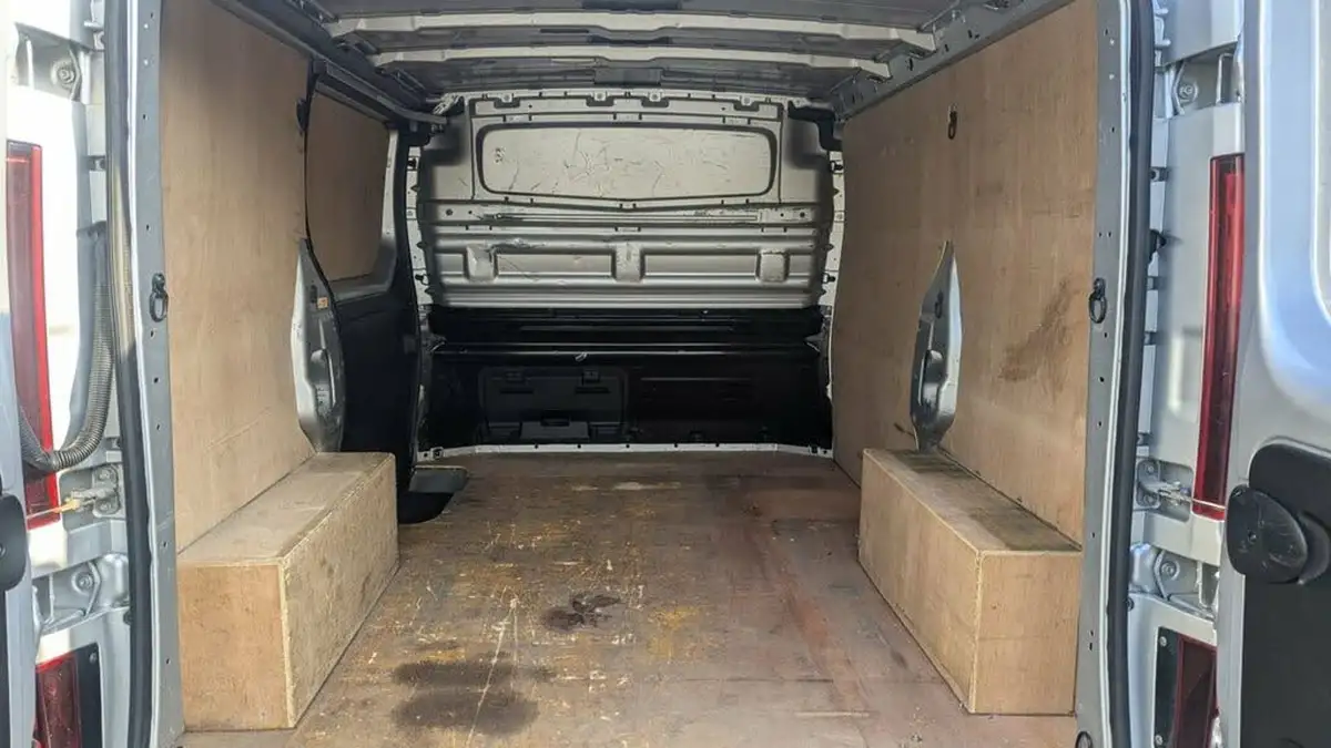 2018-renault-trafic-16dci-sl27-120-business-panel-big-6
