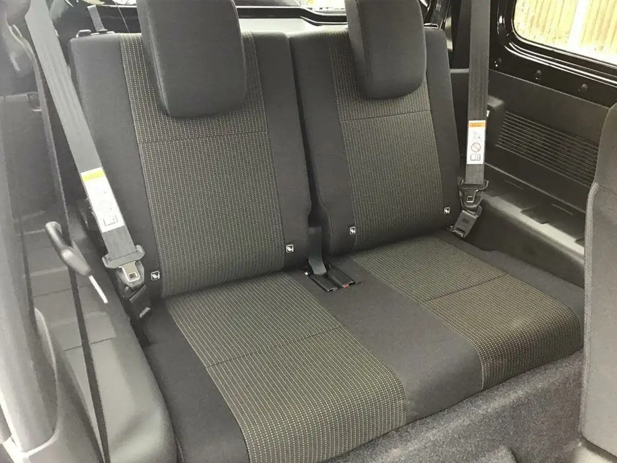 2024-suzuki-jimny-15-light-commercial-allgrip-big-25