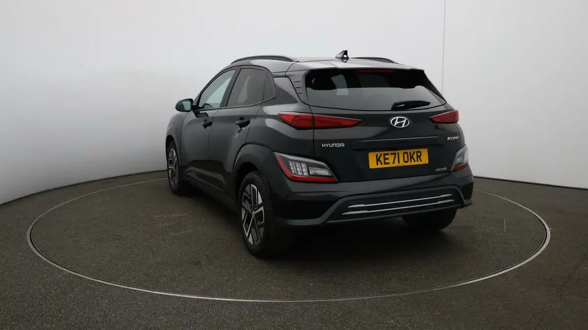2022-hyundai-kona-e-ultimate-big-57