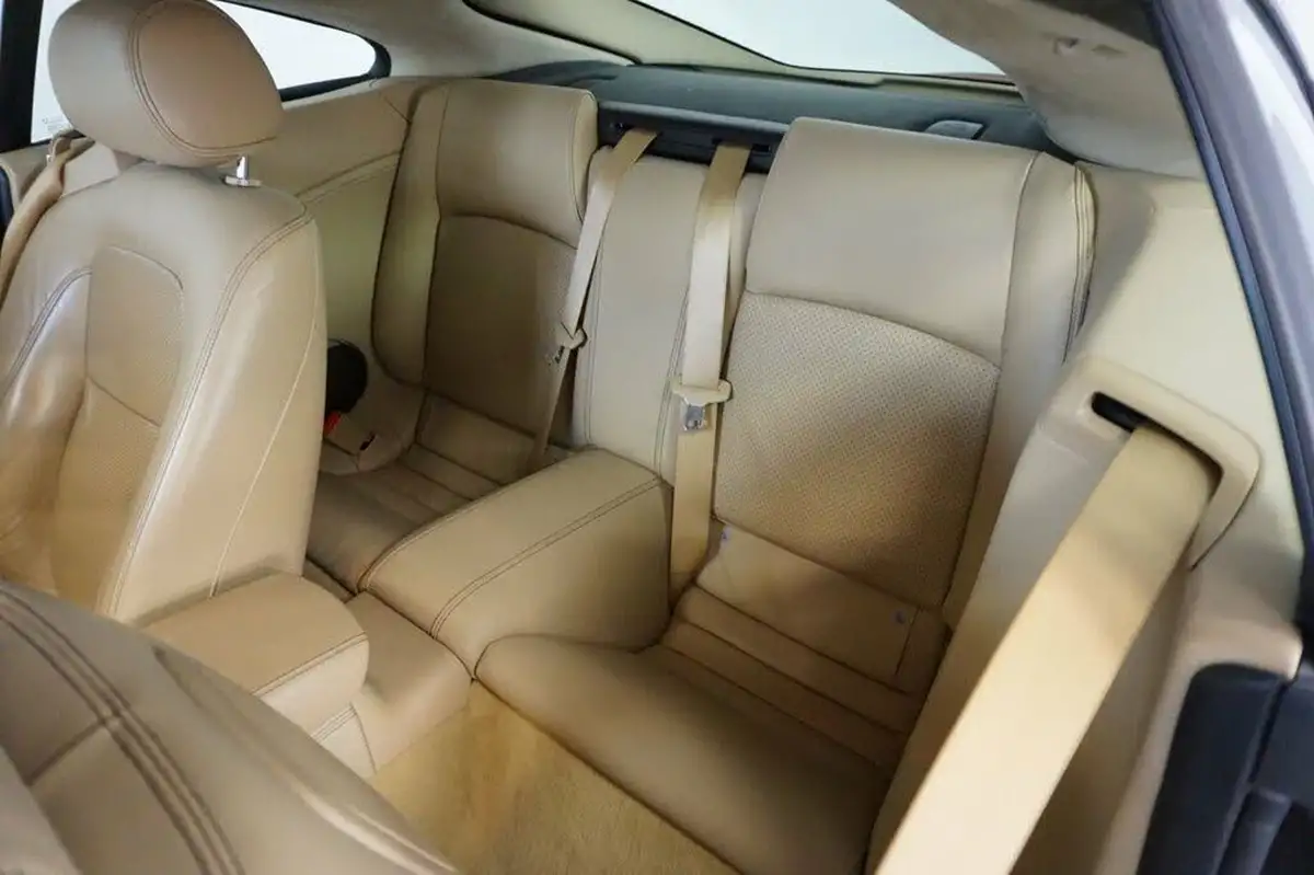 2010-jaguar-xk-50-portfolio-coupe-big-38