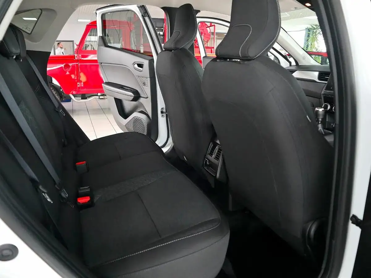 2023-renault-captur-10-tce-evolution-big-14