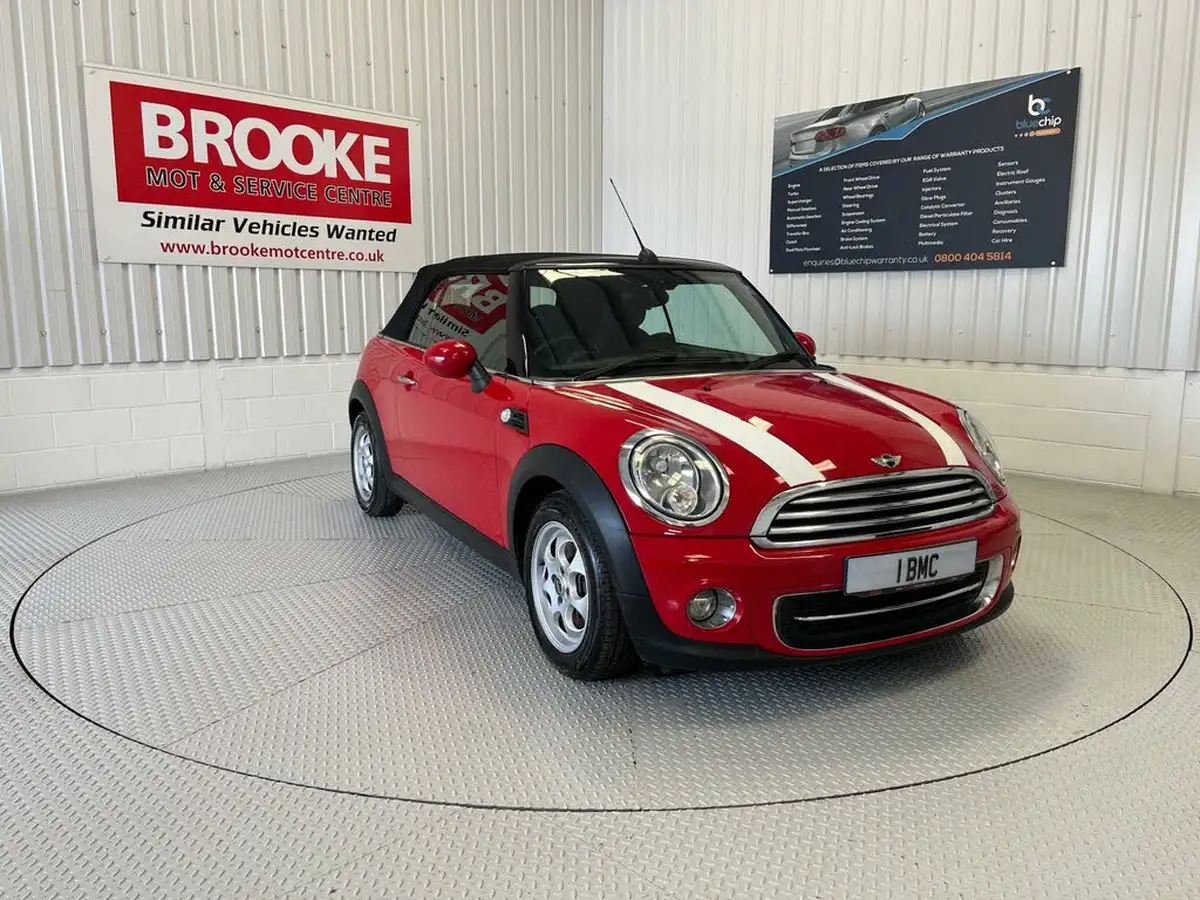2014-mini-cooper-16-cooper-122bhp-convertible-2d-big-0