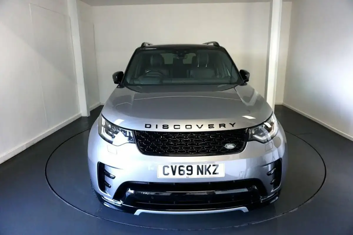 2020-land-rover-discovery-30-sd6-hse-big-17
