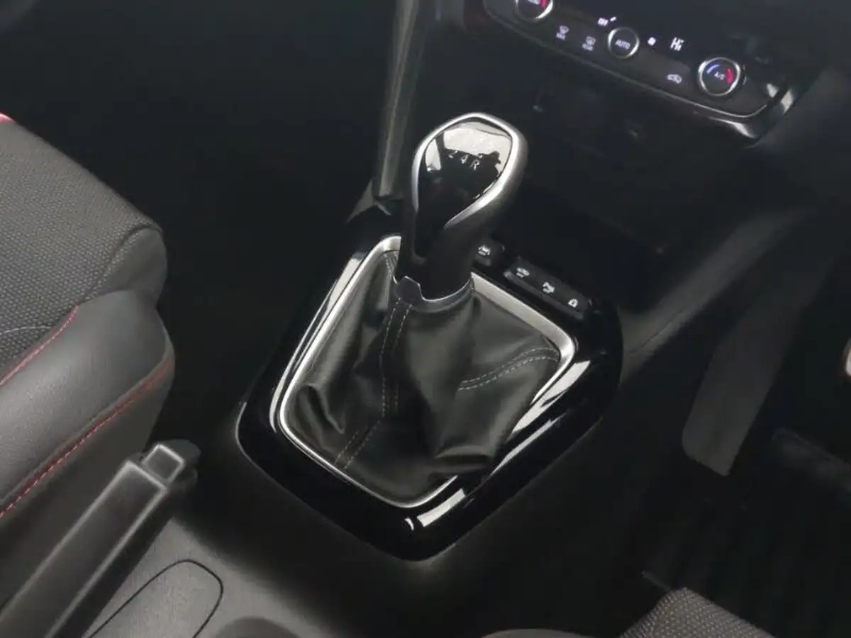 2022-vauxhall-corsa-12i-gs-line-big-10