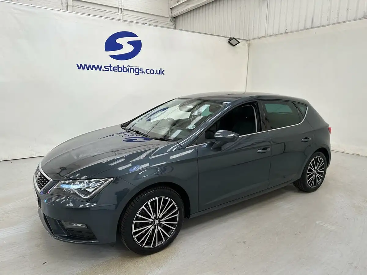 2019-seat-leon-20-tsi-xcellence-lux-hatchback-big-3