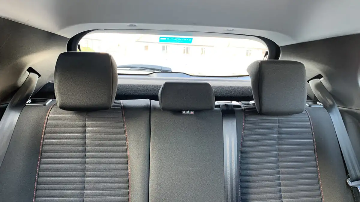 2022-peugeot-2008-suv-12-puretech-active-premium-big-32
