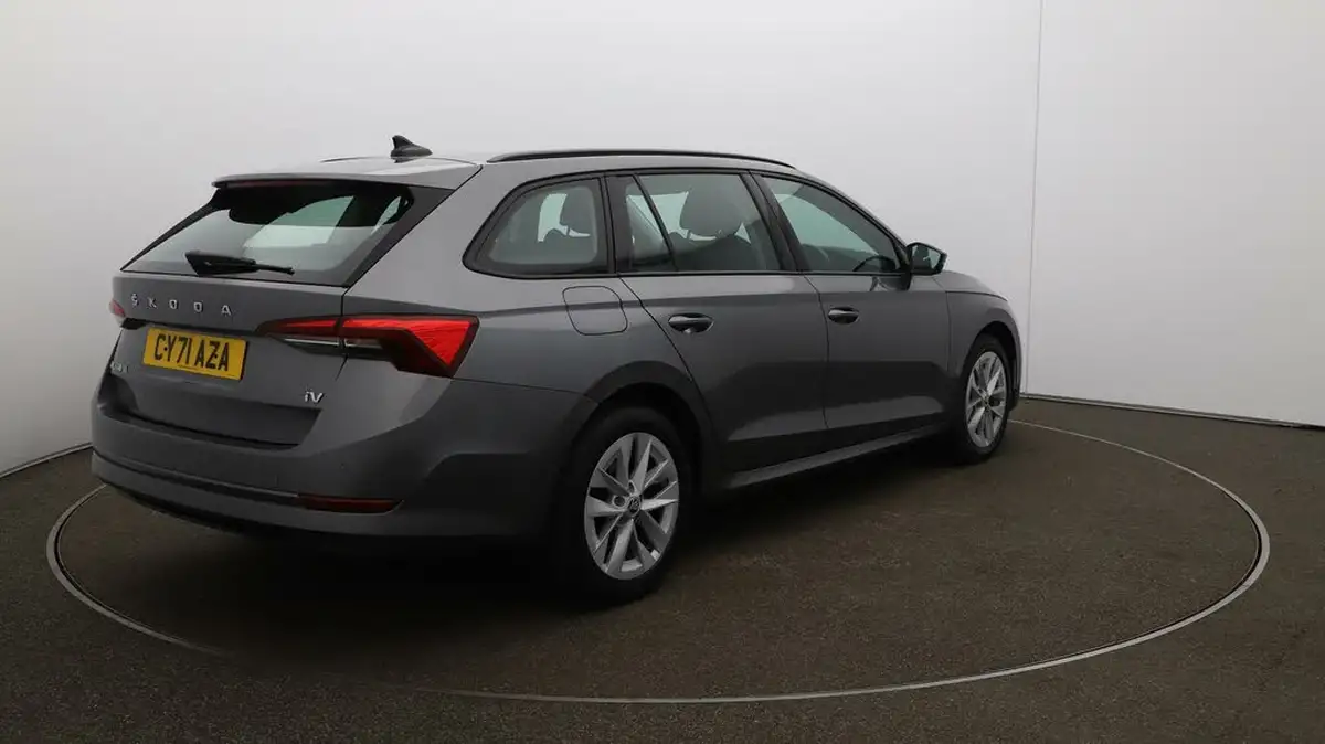 2022-skoda-octavia-14-tsi-se-technology-estate-big-7