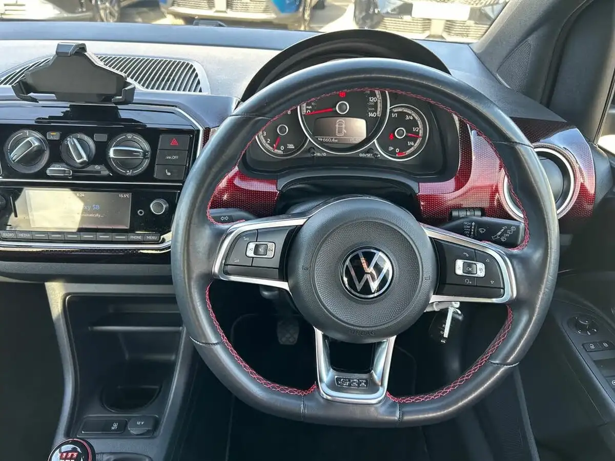 2022-volkswagen-up-10-gti-5d-big-14
