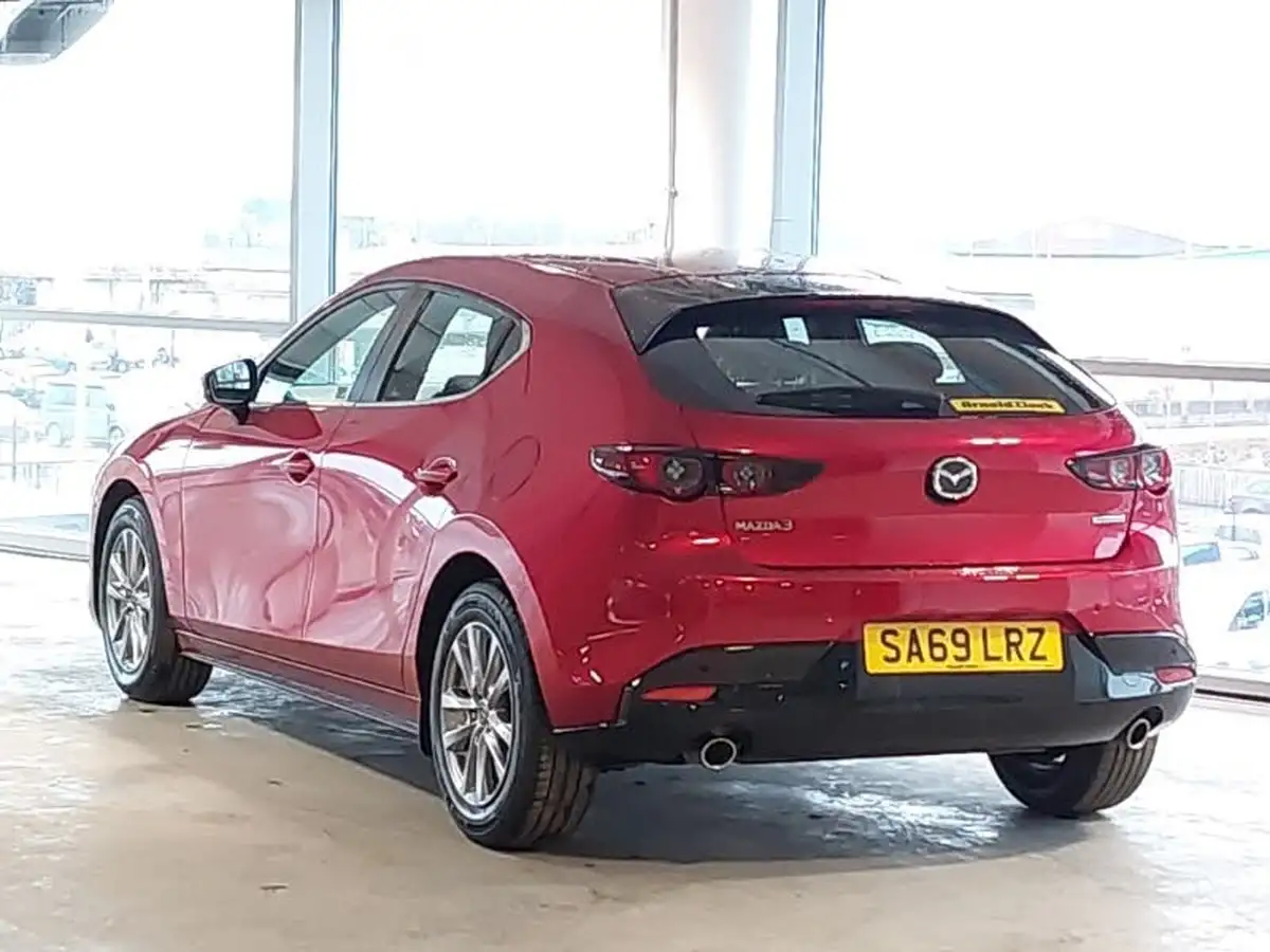 2019-mazda-mazda3-18td-se-l-big-1