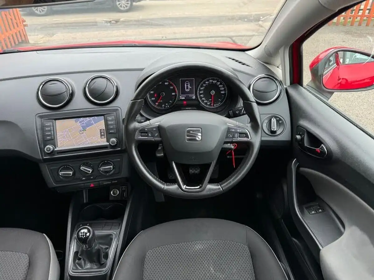 2017-seat-ibiza-10-se-technology-hatchback-5d-big-9