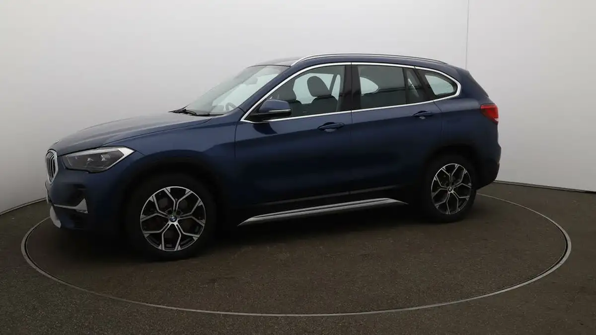 2021-bmw-x1-20-sdrive20i-xline-big-60
