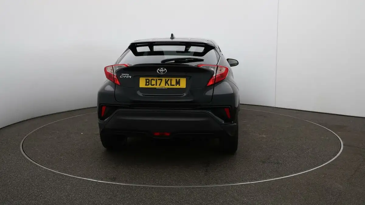 2017-toyota-c-hr-12-excel-awd-cvt-big-48