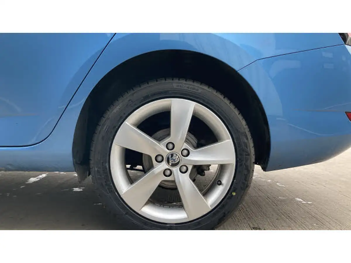 2018-skoda-fabia-10-tsi-se-l-109ps-estate-dsg-big-4
