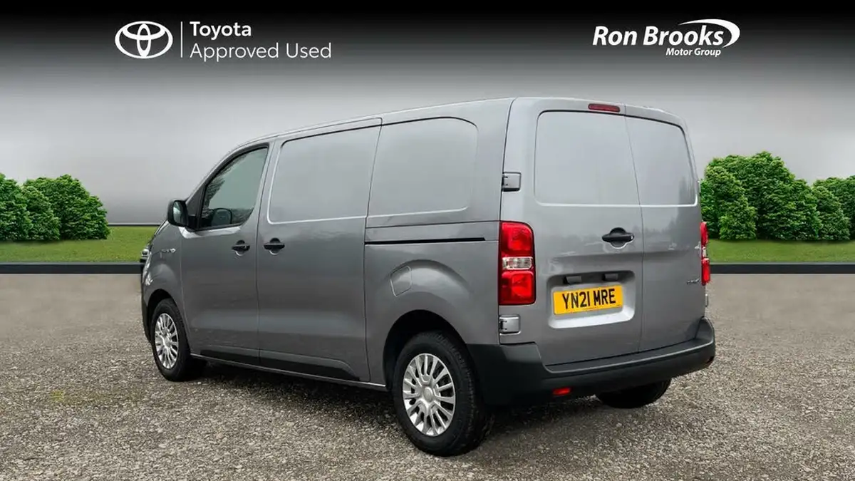 2021-toyota-proace-e-icon-medium-50kwh-big-3