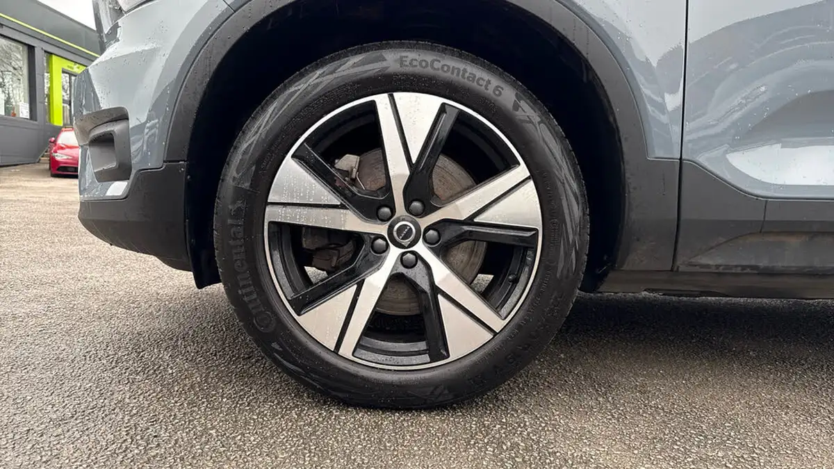 2021-volvo-xc40-e-twin-recharge-plus-big-16