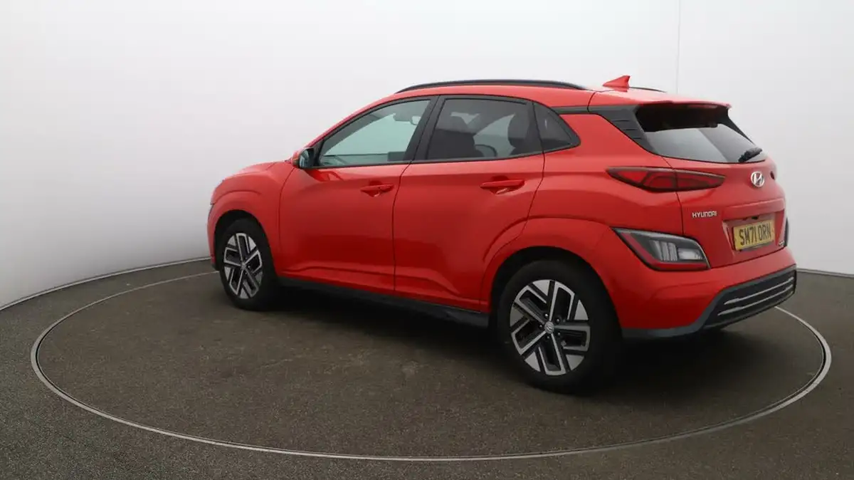 2022-hyundai-kona-e-premium-204ps-64kwh-7kw-obc-big-5