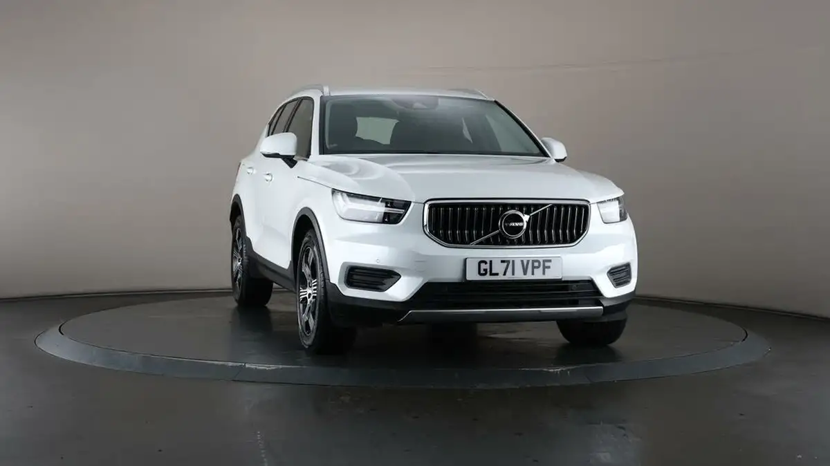 2022-volvo-xc40-20-b4-inscription-awd-big-41