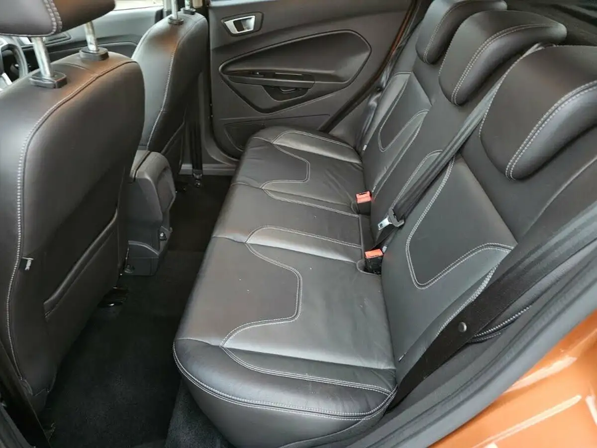 2014-ford-fiesta-16tdci-titanium-x-5d-big-27