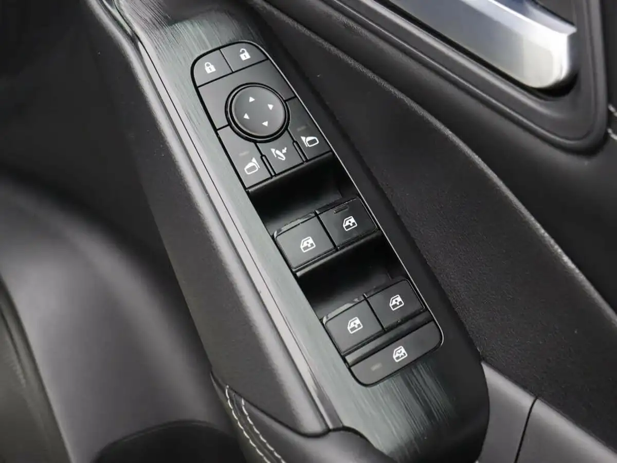 2021-nissan-qashqai-13-dig-t-acenta-premium-140ps-big-27