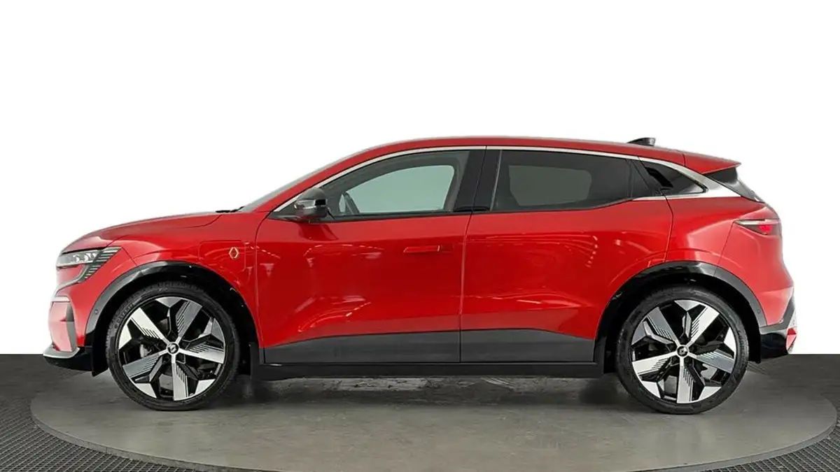 2023-renault-megane-e-tech-e-techno-big-6