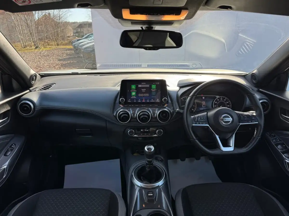 2021-nissan-juke-10-dig-t-n-connecta-big-9