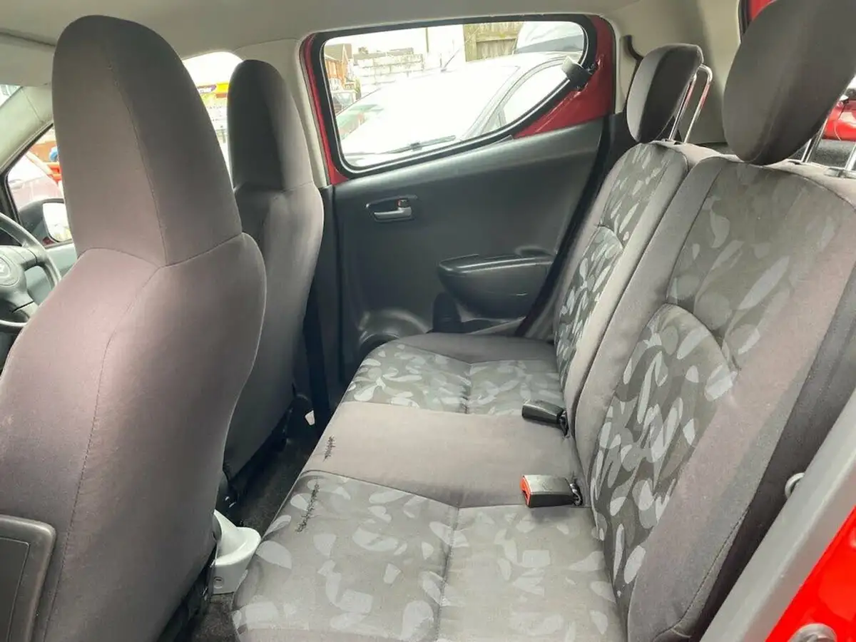 2009-suzuki-alto-10-sz4-big-19
