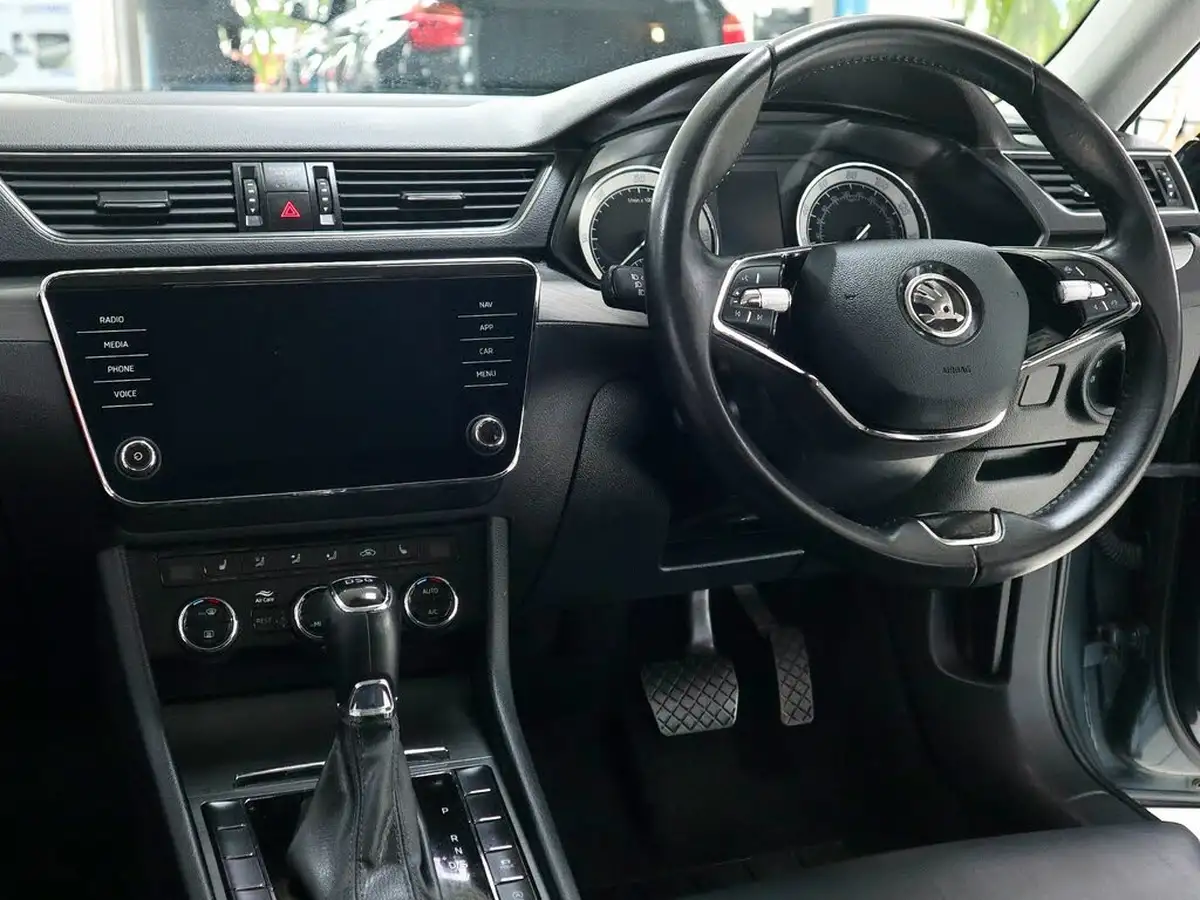 2020-skoda-superb-20tdi-se-l-150ps-estate-dsg-big-22