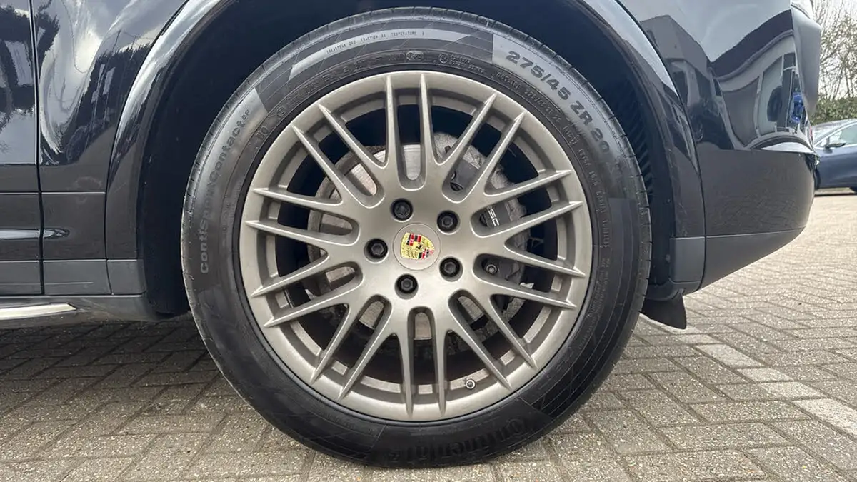 2018-porsche-cayenne-30td-diesel-platinum-edition-big-14