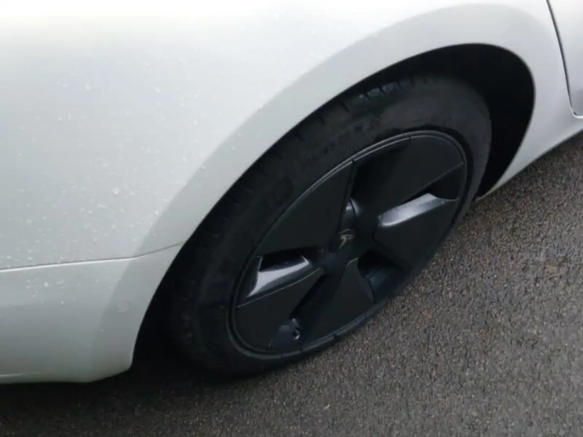 2021-tesla-model-3-e-standard-plus-big-12