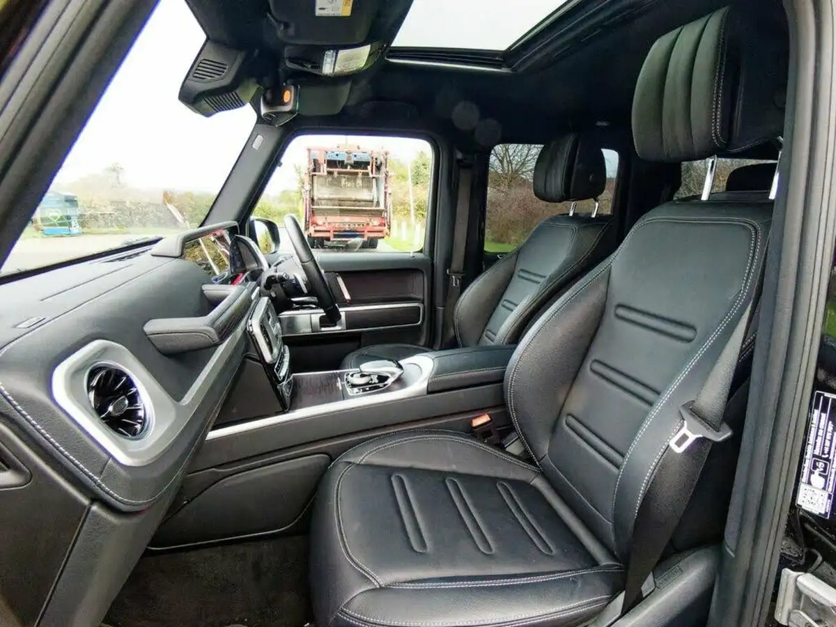2022-mercedes-benz-g-class-29d-g400d-amg-line-premium-big-26