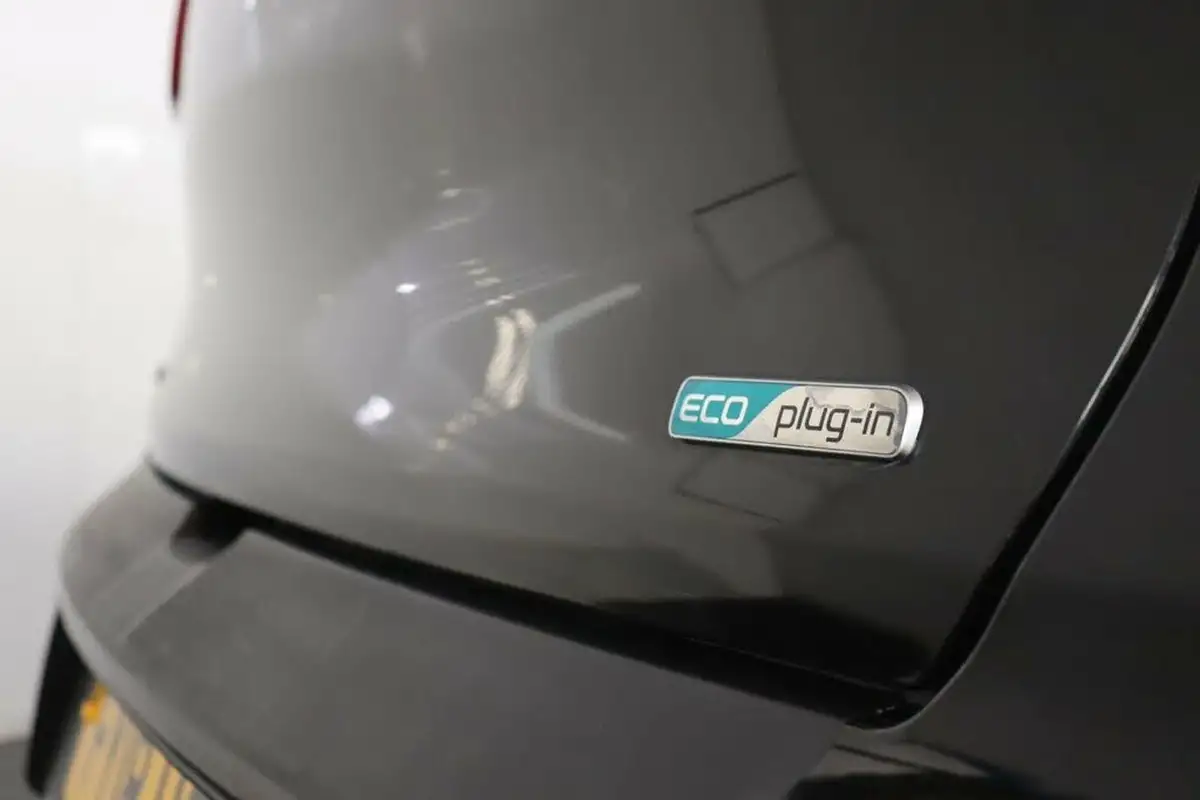 2018-kia-niro-16-gdi-3-156kwh-16-alloy-wheels-big-21
