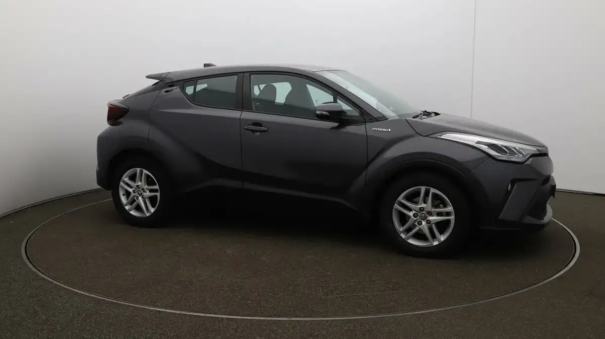 2021-toyota-c-hr-18-vvt-i-icon-big-39