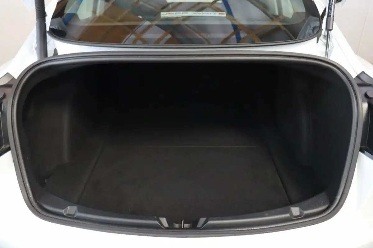 2021-tesla-model-3-e-standard-plus-big-12