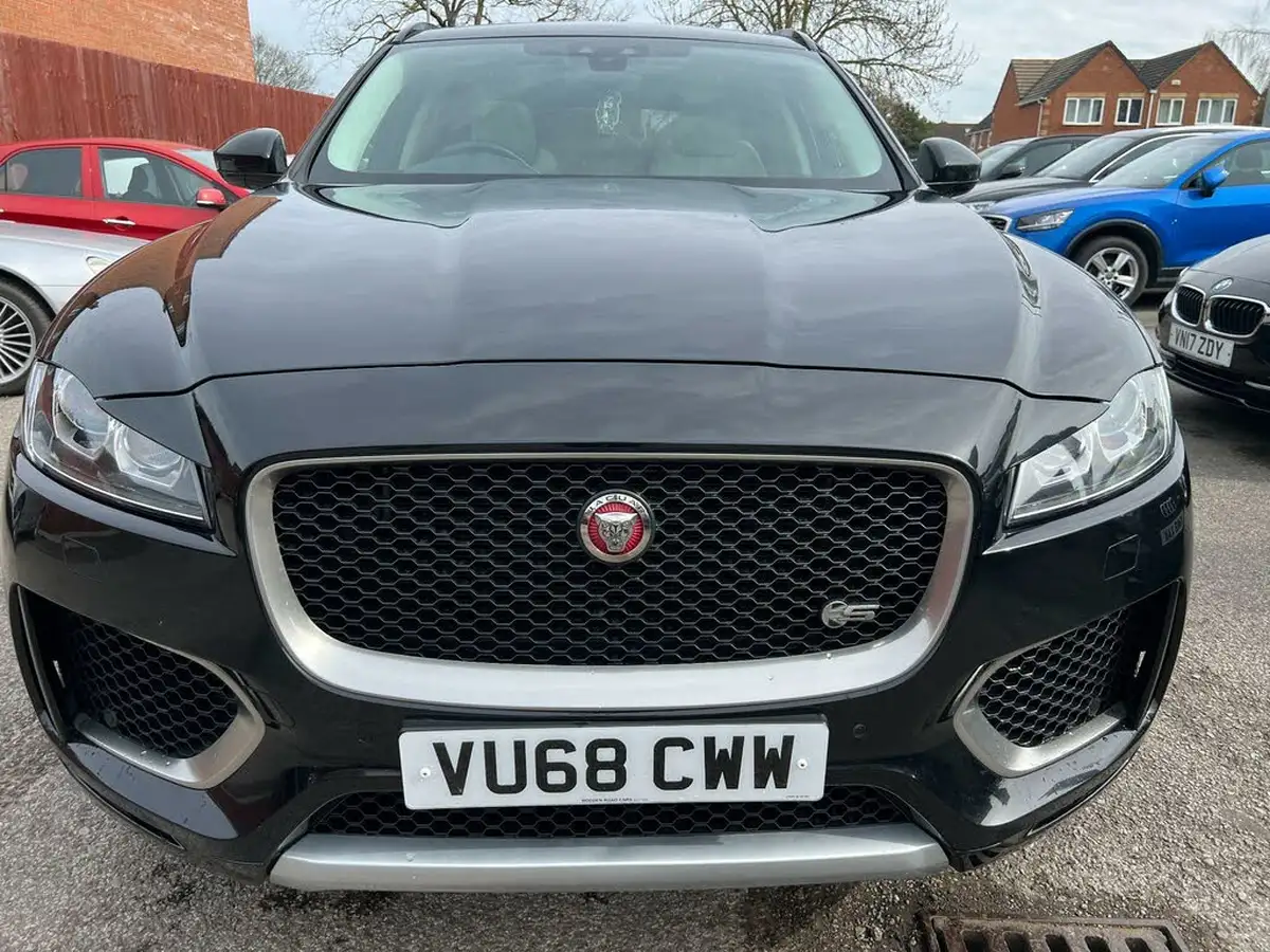 2019-jaguar-f-pace-30td-s-v6-ss-big-8